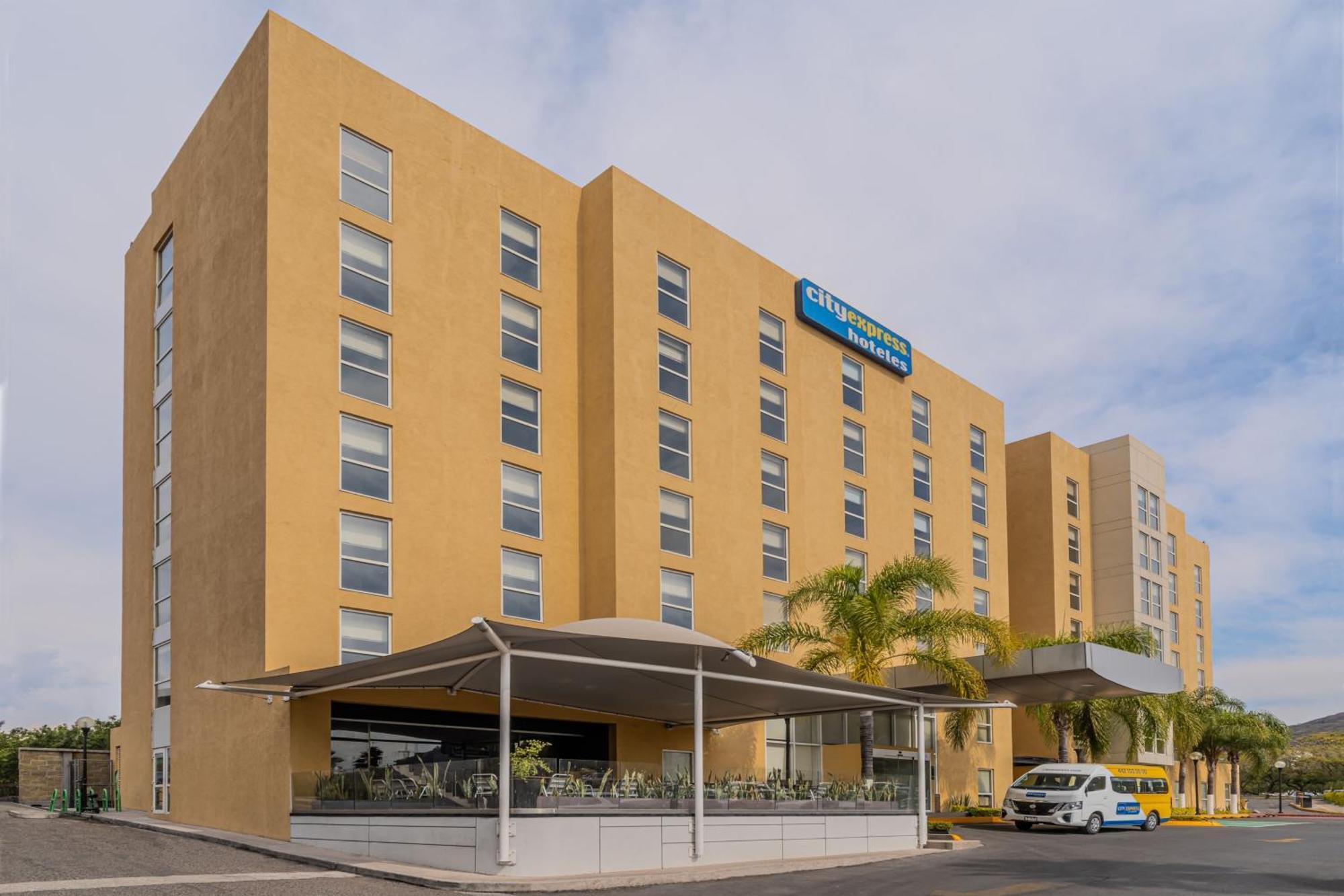 City Express By Marriott Queretaro Jurica Exterior photo